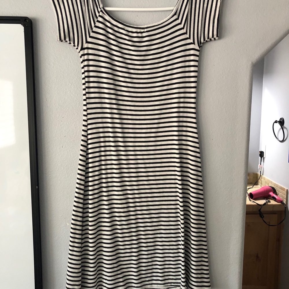 Striped bodycon dress